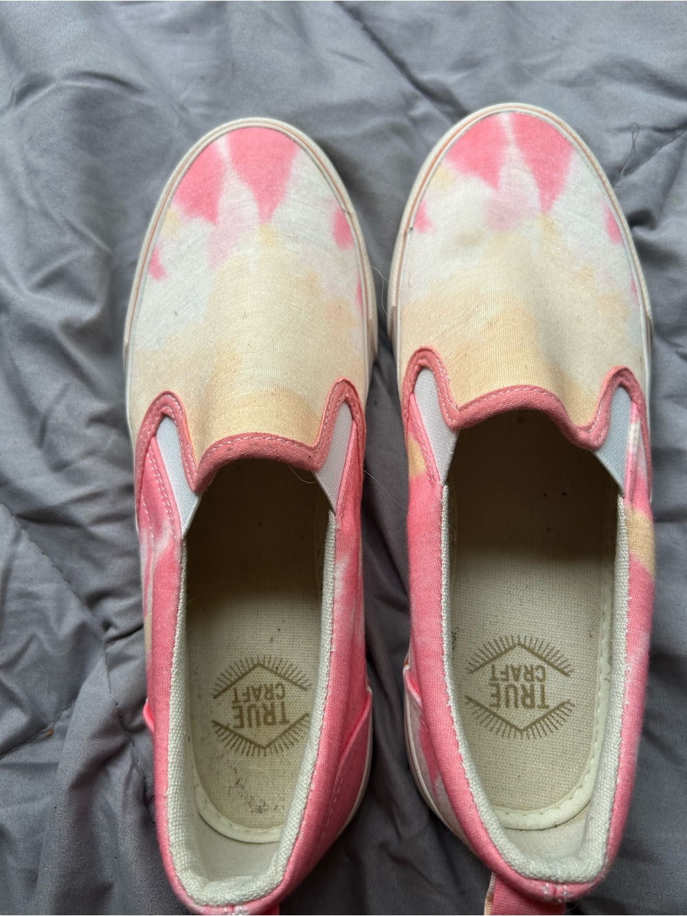 💚3/&25 True Craft Pink and Cream Tie-Dye Slip-On Canvas Shoes 7.5